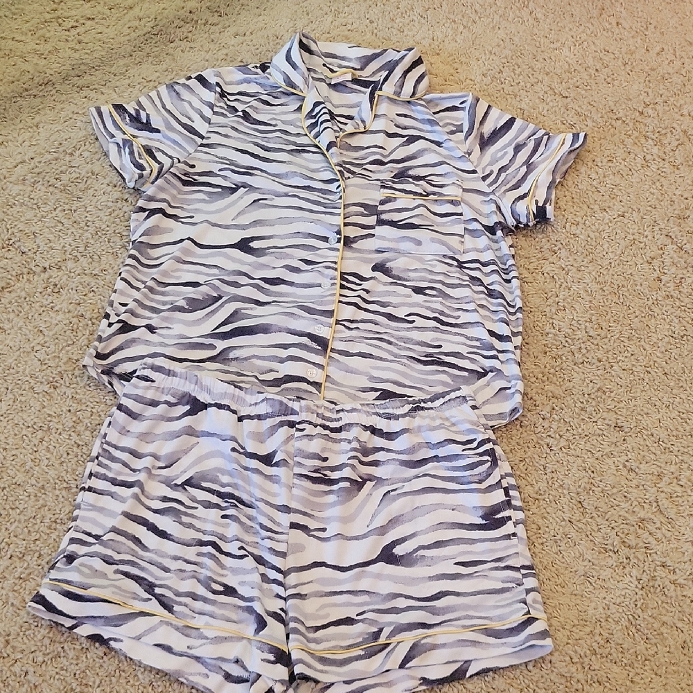 Tiger Stripe Print Short Sleeve Pajama Set